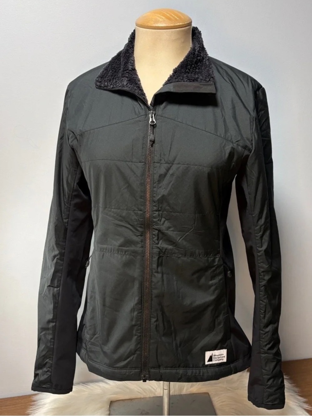 MEC Pace Hybrid Softshell Jacket